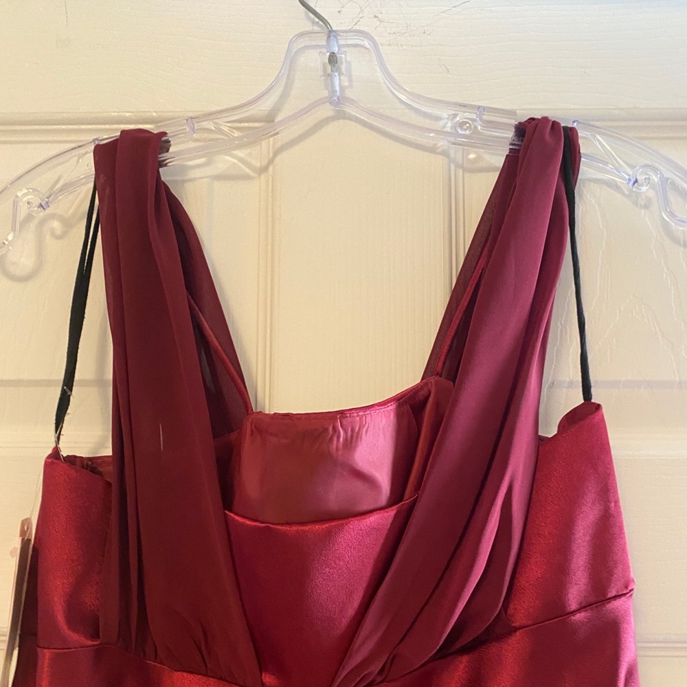 COPY - Dress - Picture 4 of 5
